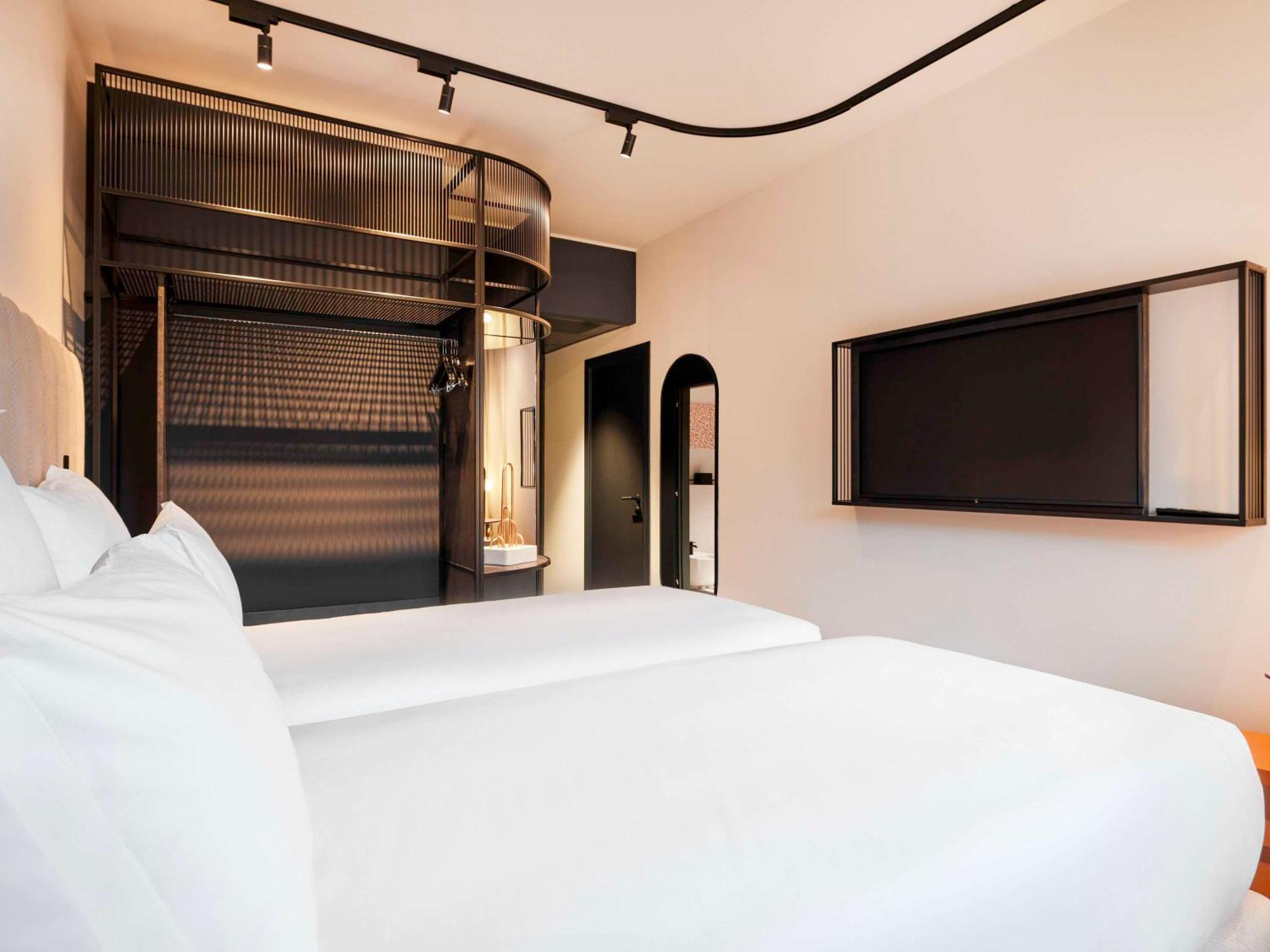 Hotel Tribe Milano Malpensa Vizzola Ticino Esterno foto